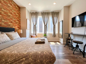 Stay at Luna on Ridge Ave, Philadelphia